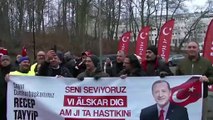 İsveç'te PKK/YPG destekçilerinin provokasyonu protesto edildi