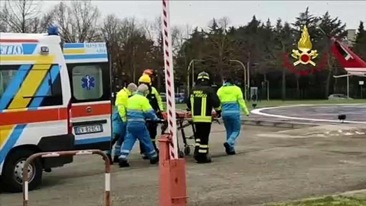 Biker ferito dopo una caduta, il trasporto ad Arezzo con l'elisoccorso