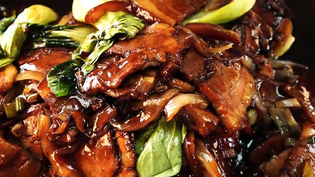 Mie kacang hitam tua dan pertunjukan daging  ASMR Mukbang (Acara Makan)