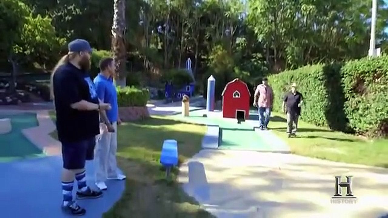 Smartest Guy in the Room - Se1 - Ep10 HD Watch