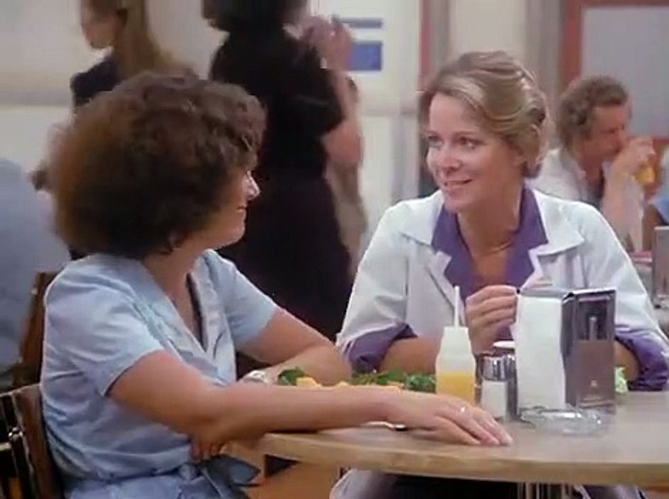 St. Elsewhere - Se1 - Ep10 HD Watch