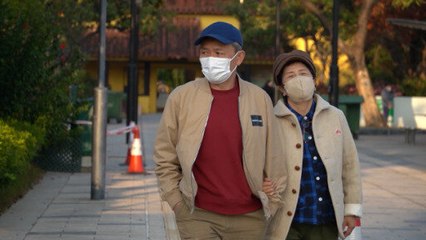 Hong Kong's elderly have doubts about COVID vaccines