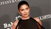 VOICI : Kylie Jenner dévoile ENFIN le prénom et le visage de son fils, un an après sa naissance
