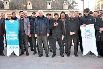 KARAMAN'DA İSVEÇ'TE KUR'AN-I KERİM YAKILMASINA TEPKİ