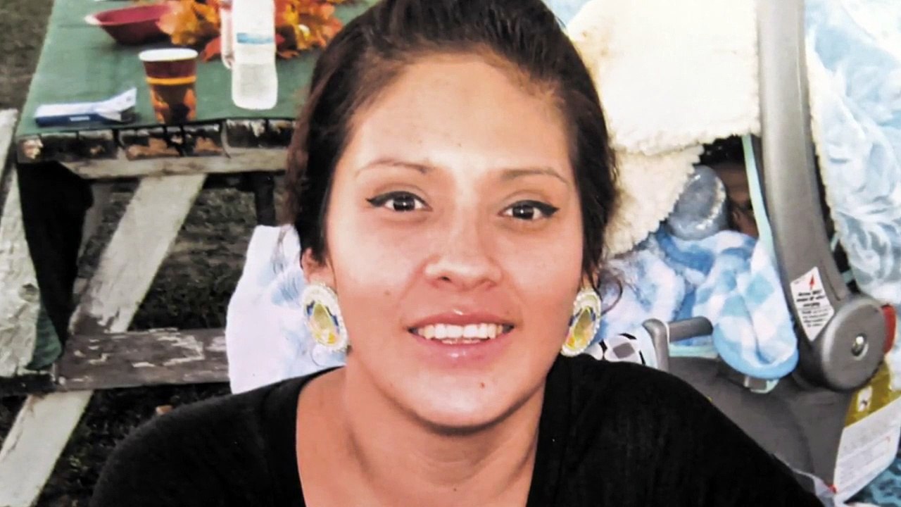 Dead Silent - Se4 - Ep08 - Three Miles on Castle Rock Road HD Watch