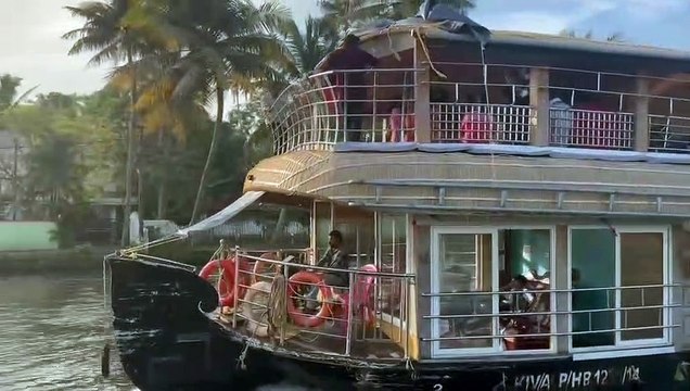 Alleppey Houseboat Trip Experience IKerala Allappuzha Backwaters | Alleppy back waters in kerela