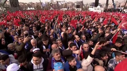 Cumhurbaşkanı Erdoğan: "Kağıthane'ye 'Kağıttepe' diyenlerden, Paris'i bildikleri kadar İstanbul'u bilmeyenlerden fazla bir şey beklemiyoruz"