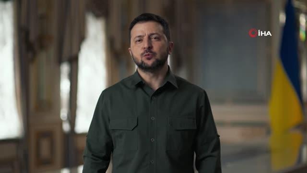 Zelenskiy'den Birlik Günü mesajı: "Birlikteyiz çünkü güçlüyüz, güçlüyüz çünkü birlikteyiz"