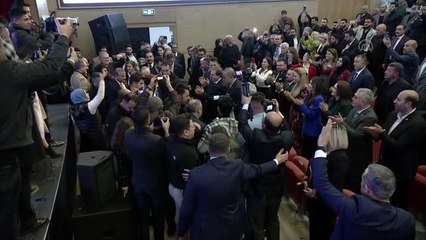Akşener: " (İsveç'te Kur'an-ı Kerim yakılması) İsveç hükümetinin buna insan hakları, fikir hürriyeti çerçevesi içinde izin vermesini en şiddetli bir...