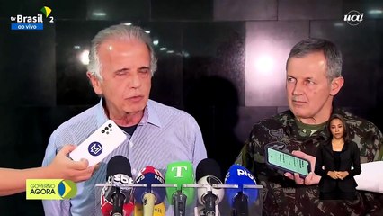 Múcio oficializa troca de comando no Exército