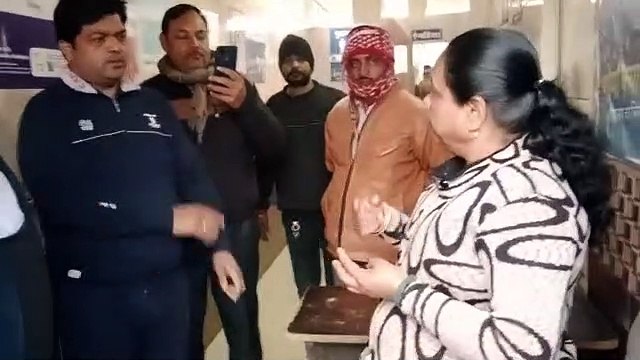 महापौर मालती राय ने जोन क्र. 11 एवं 09 के विभिन्न क्षेत्रों का किया निरीक्षण