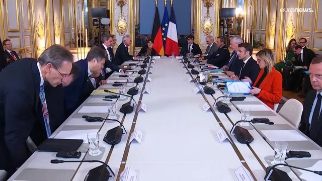 Olaf Scholz a Parigi: Continueremo a sostenere l'Ucraina