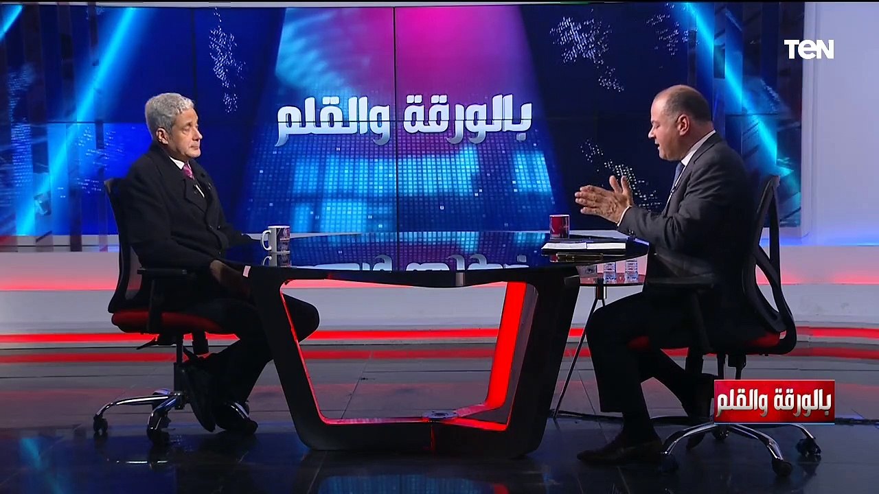 من يكتب التاريخ.. وهل التاريخ حقيقي أم مزيف؟