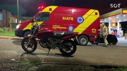 Motociclista de 40 anos fratura patela esquerda após colisão no Bairro Floresta