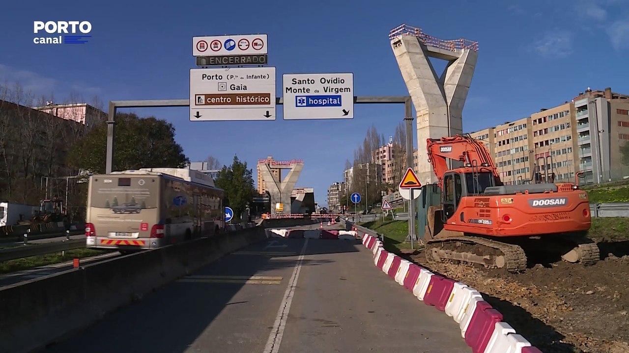 Estrutura metálica do Metro em Santo Ovídio fica pronta em abril