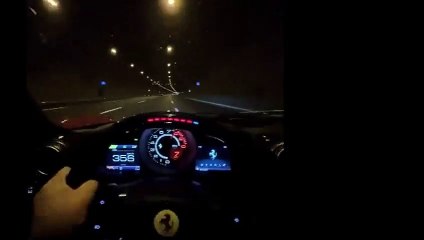 Felakete ramak kala! Tünelde lüks araçla 370 km hız yaptı