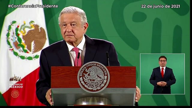 ¡Fox defiende a Rosario Robles y la llama 'ejemplo de justicia'; redes se burlan de ambos!