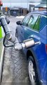 Auto filling Petro station car's video