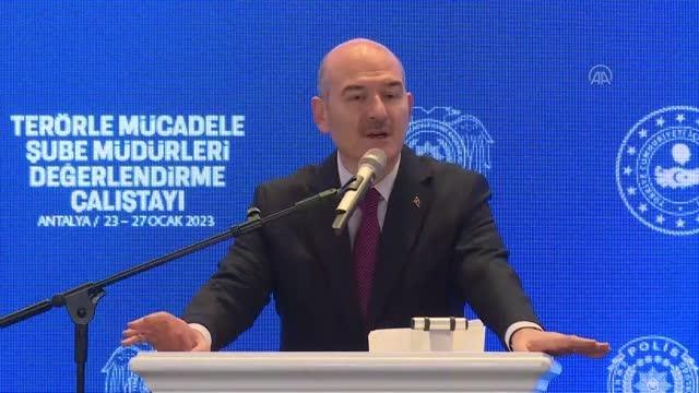 Soylu: Avukatlık cübbesi giyip FETÖ, PKK, DHKP/C terör örgütünün savunuculuğunu yapanlara bu topraklar içerisinde adım atma fırsatı vermeyeceğiz