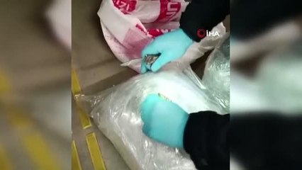 Durdurulan araçtan 9 kilo 200 gram esrar çıktı