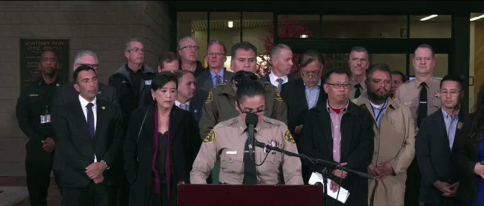 Suspect   of  Monterey Park mass shooting   dies due to self-inflicted gunshot