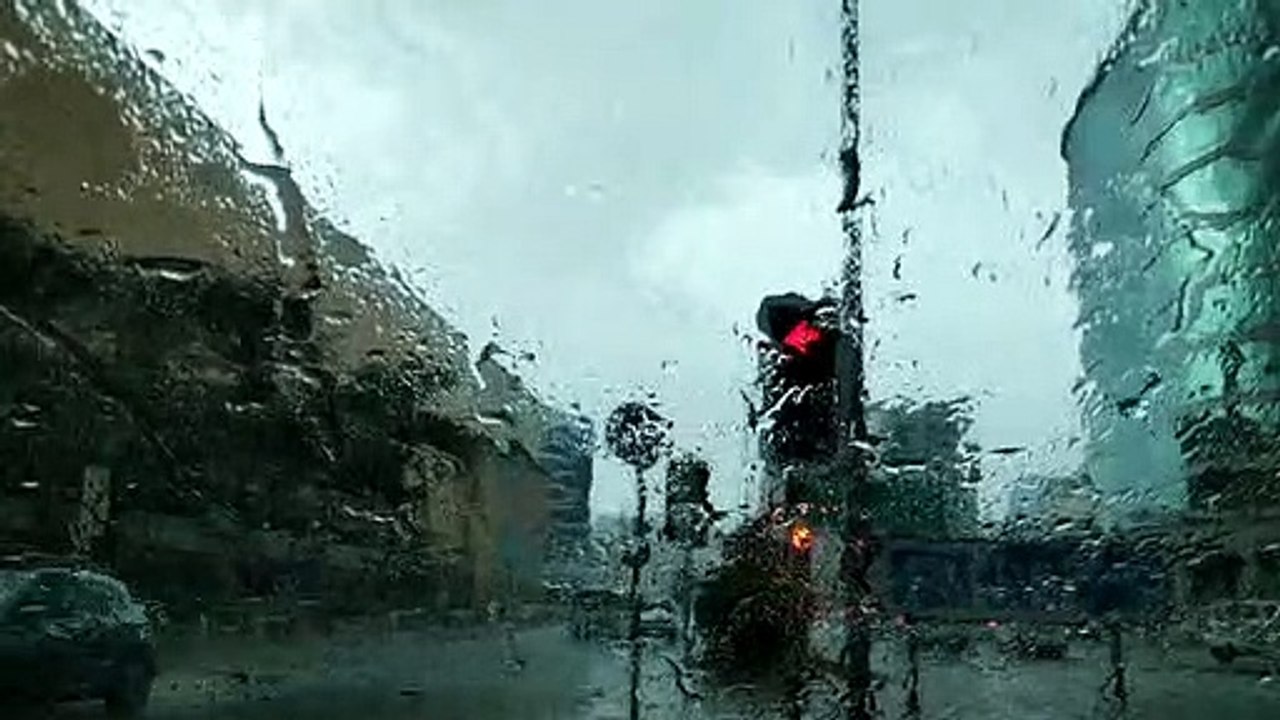 Rain in Deira