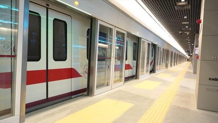 Çin Yapımı Trenler İstanbul'un Yeni Metro Hattında Hizmete Girdi