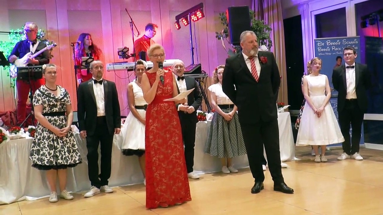 Groß Enzersdorf | Roter Nelken Ball 2023