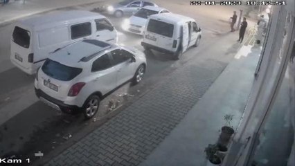 GAZİANTEP - Otomobilin çarptığı elektrikli bisiklet sürücüsü yaralandı