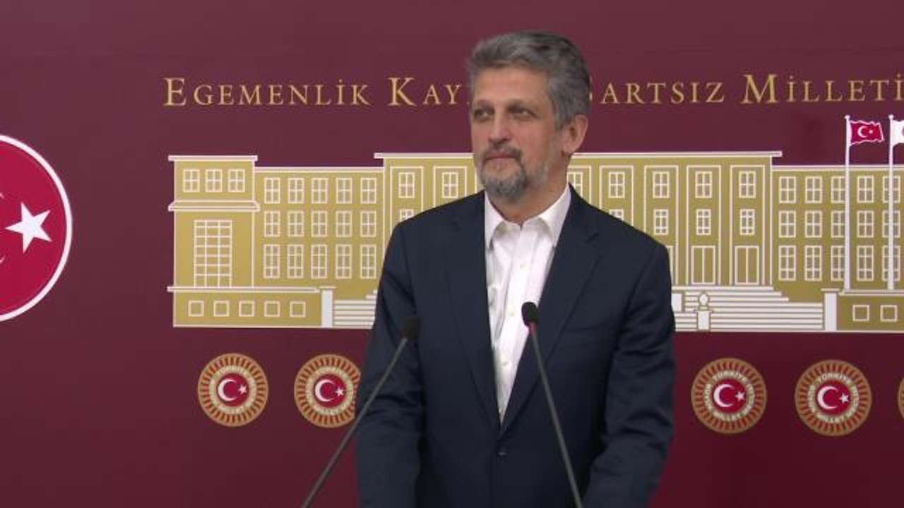 Garo Paylan'dan Cumhurbaşkanı Erdoğan'a: "Neden Eyt'lilerin Hayalleriyle Oynuyorsunuz, Neden Onlara Umut Verdiniz Yılbaşında Çıkacak Diye ve Onları...