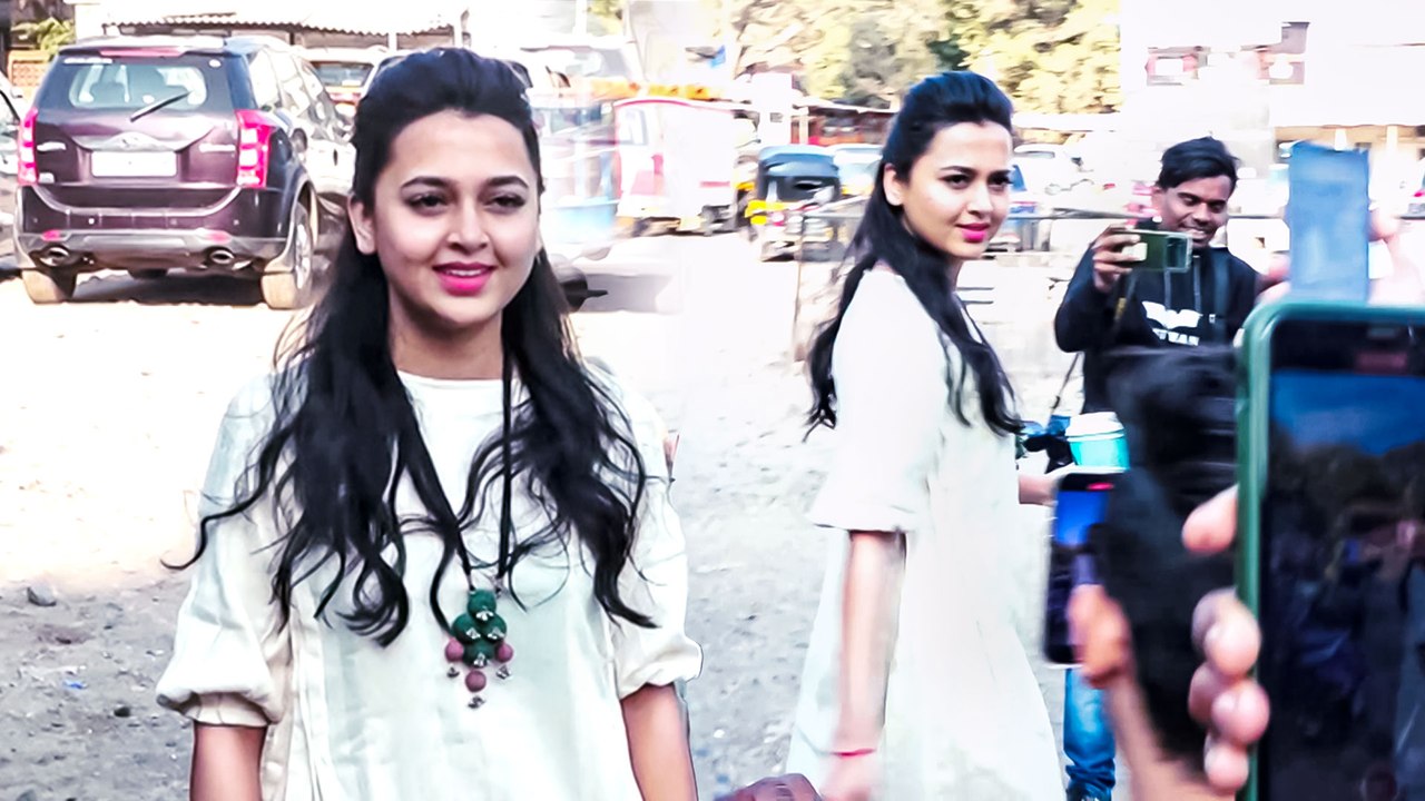 Karan Kundrra के सवाल पर भागी Tejasswi Prakash?