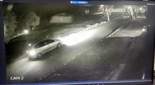 Chacina no DF: Imagens de câmara de segurança mostram o carro usado pelas criminosos deixando o cativeiro junto com o Siena, que foi encontrado carbonizado.