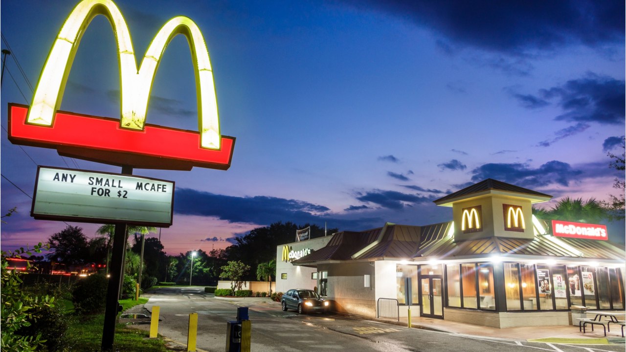 McDonald’s customer left fuming after £100 penalty ‘for eating slowly’