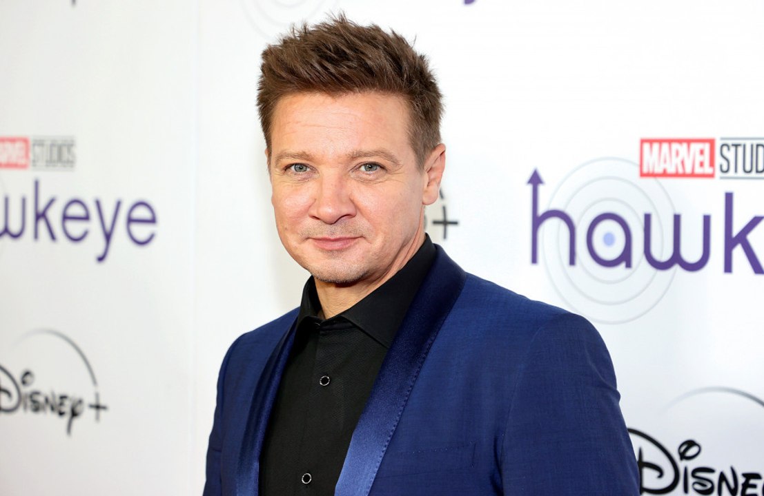 Jeremy Renner s'est brisé plus de 30 os dans son accident de chasse-neige