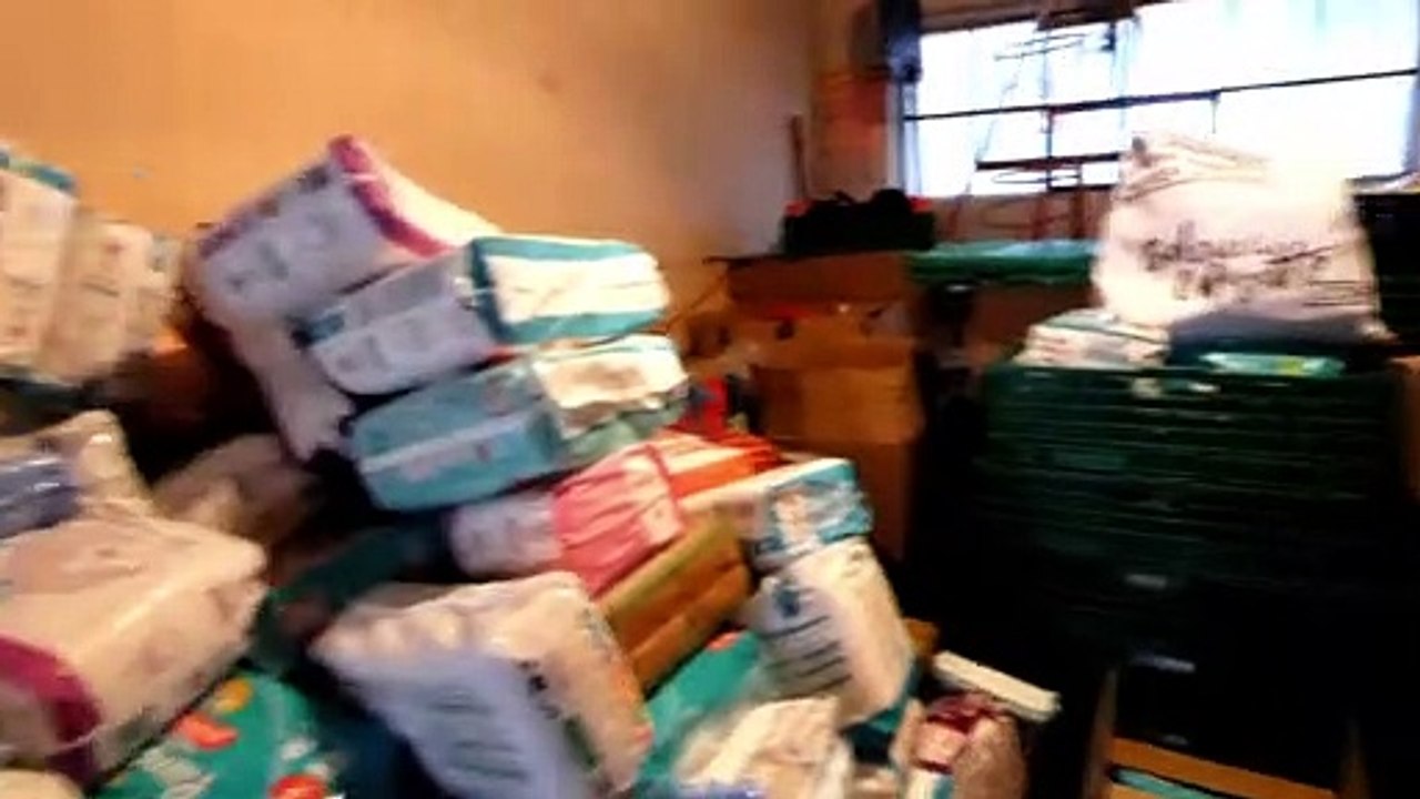 Brumath Chargement Camion des dons  Resto du Coeur Bébés  2023 Ecole Robert Schuman