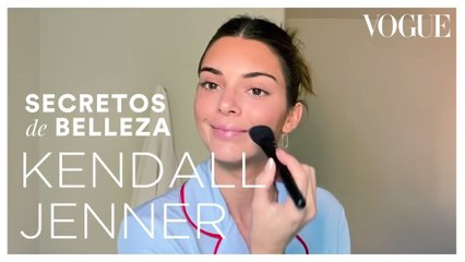 Kendall Jenner nos muestra cómo cuida su piel del acné