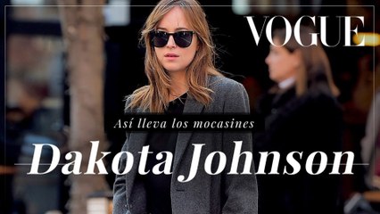 Dakota Johnson tiene más de una manera de llevar mocasines