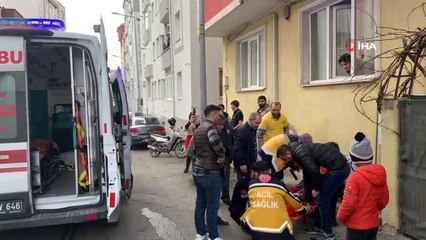 Çorlu'da otomobil ile çarpışan motosikletli kurye yaralandı