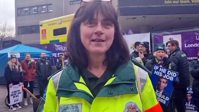 Ambulance strikes: Patients ‘transfer aggression’ onto paramedics, NHS staff warn