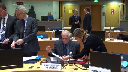 Envio de tanques Leopardo 2 domina debate sobre ajuda da UE à Ucrânia