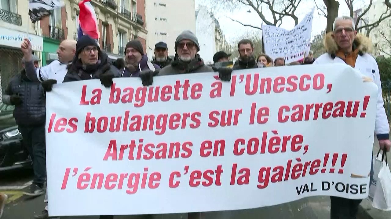 "Bouclier tarifaire pour tous": les boulangers manifestent à Paris