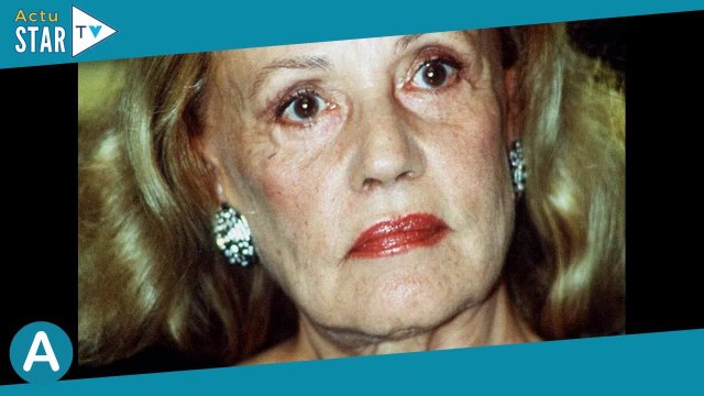 Elle m'a jeté un regard assassin : Jeanne Moreau en couple avec une star de la chanson, il a été m