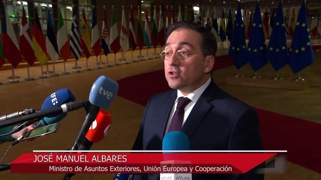 La UE enviará 500 millones de ayuda militar a Ucrania pero siguen en duda los Leopard