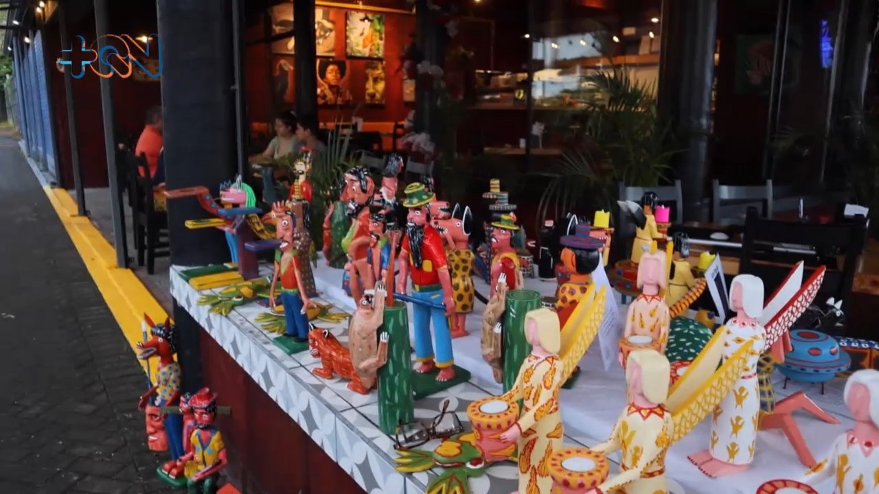 mqn-ovnis y seres de otras dimensiones son la inspiración de  artesano en san carlos-230123