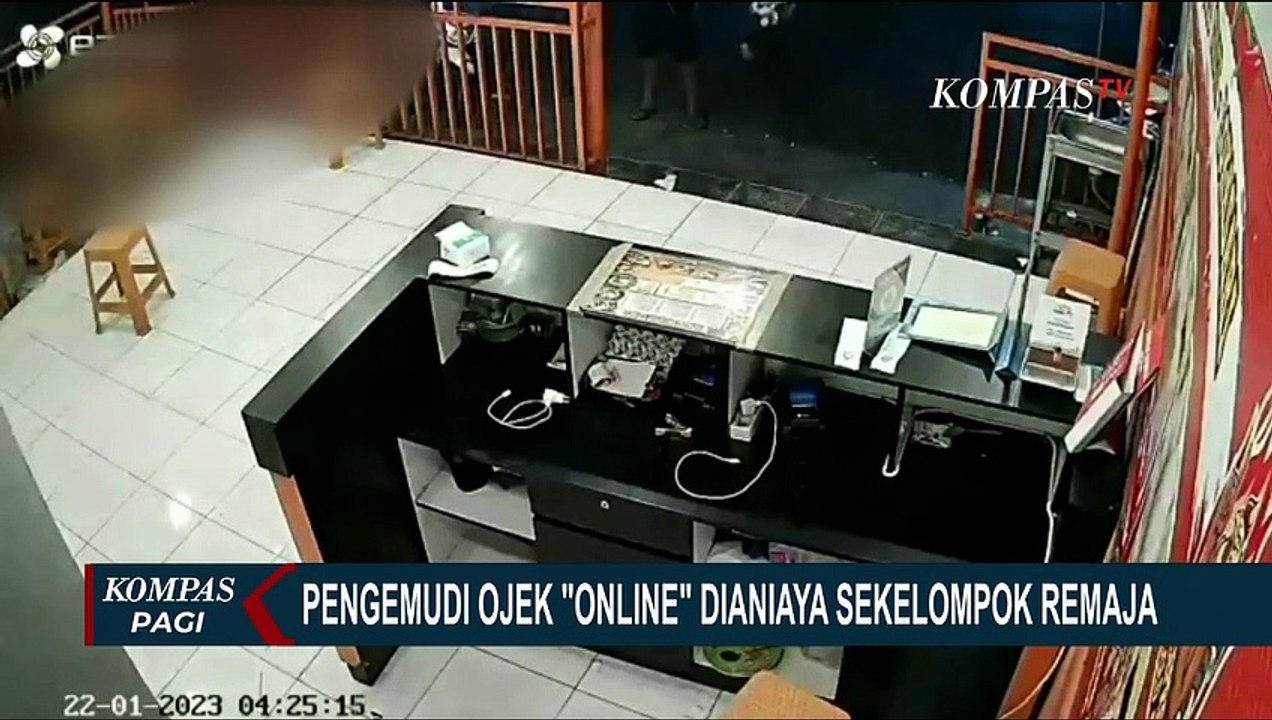 Pengemudi Ojol Dianiaya Sekelompok Remaja di Resto Cepat Saji, Polisi Tangkap 5 Pelaku!