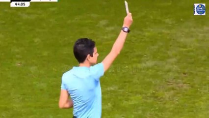 Bizarre Moment- Referee Brandishes WHITE CARD For The First Time EVER In Football Match In Portugal