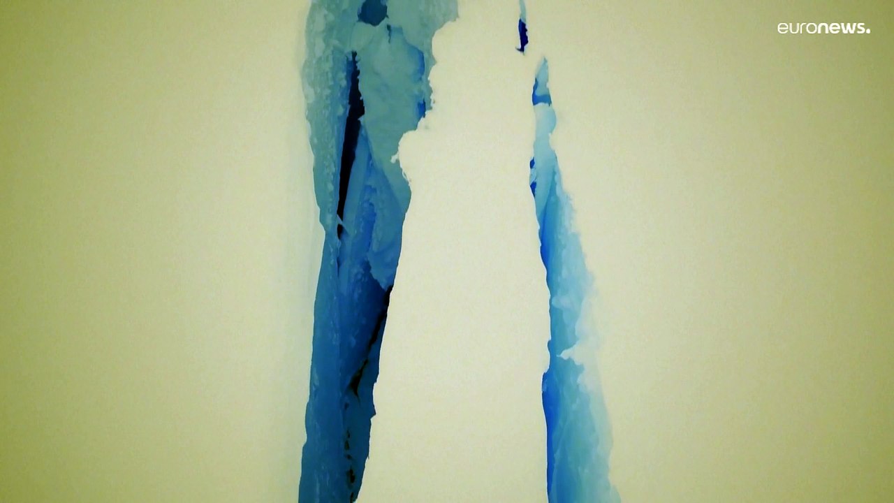 Antarktis: Riesige Eisscholle löst sich - Britische Forschungsstelle gefährdet?