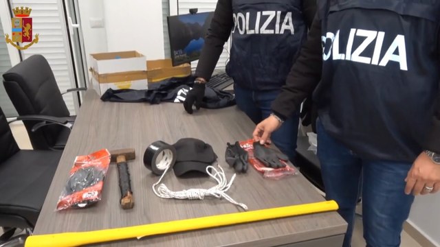 Polizia sventa il sequestro di un imprenditore: 7 arresti (26.01.23)