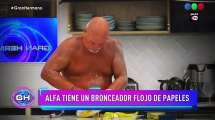 Alfa hizo su propio protector solar con zanahoria, aloe vera y crema.