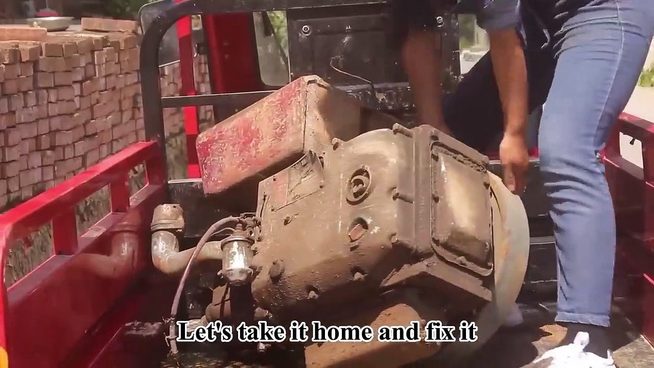 Gadis Jenius Memperbaiki Mesin Diesel Yang Tidak Bisa Diperbaiki Untuk Kontraktor, Kaget Semua!